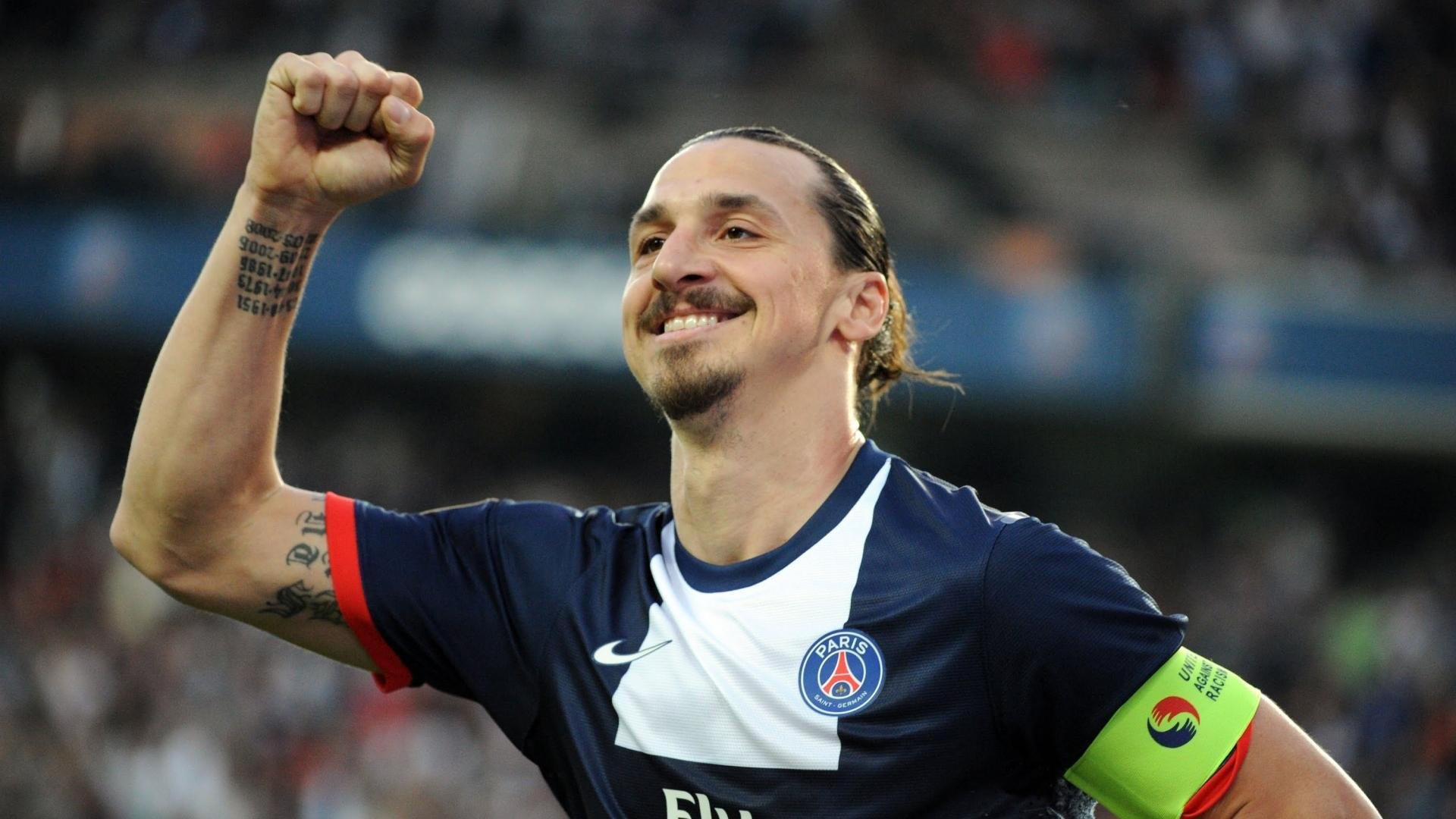 _全场焦点:明星运动员精彩表现引爆全场热情_,明星运动员综艺节目